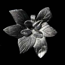 Jewellery- Crackerberry Leaf Pendant